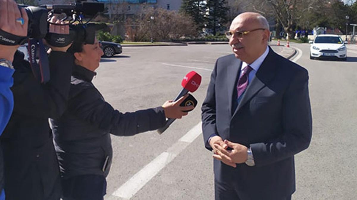 Kaza yapan AKP'li vekil hastaneye kaldırıldı