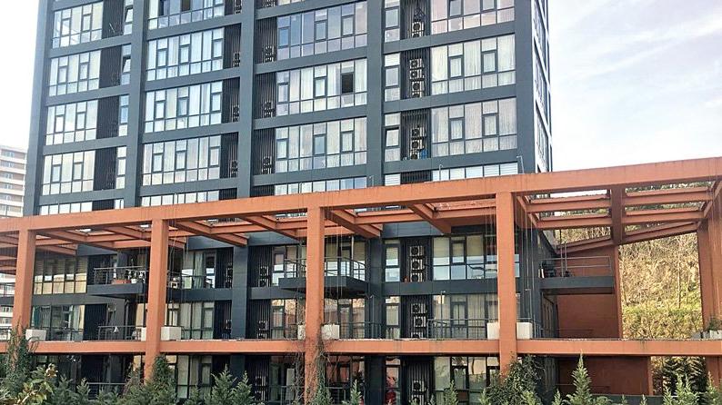 Milyonluk rezidansta fakirliği çözecekler