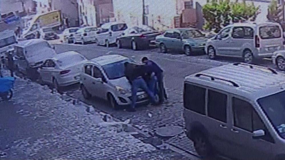 Soygun için girdi dayak yiyerek yakalandı