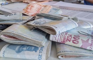 Foreks ile 50 milyon liralık vurgun