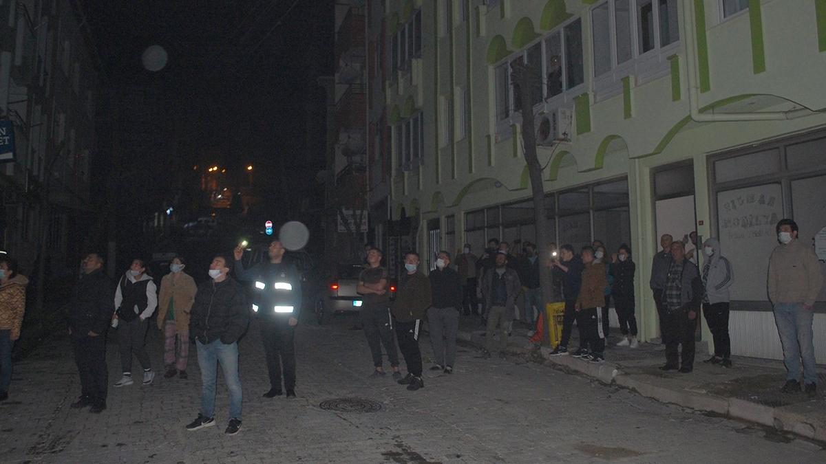 Mahalleliyi sokağa döken yangın