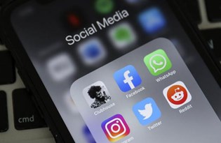 Musk, Clubhouse yayınına katıldı yanlış şirketin hisseleri fırladı