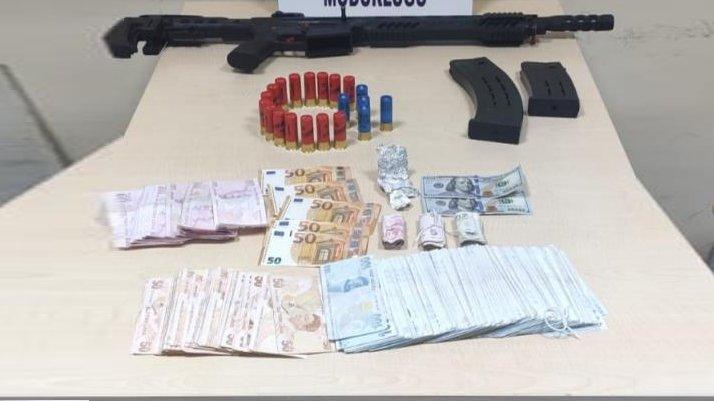 Peçeteye emdirilmiş 400 içimlik bonzai ile yakalandılar