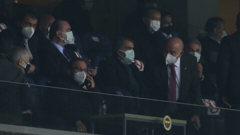 Nihat Özdemir: 150 sağlık çalışanı, stada geliyor ama küfür ediyorlar