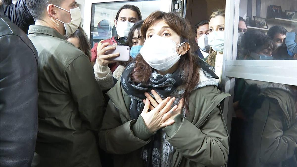 Esnaf annenin isyanı: Cenaze gibi ortada bekliyoruz