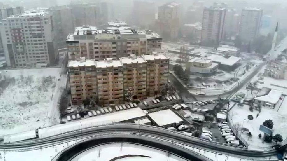Sistem erken giriş yaptı! Kar İstanbul'da ne zamana kadar sürecek?