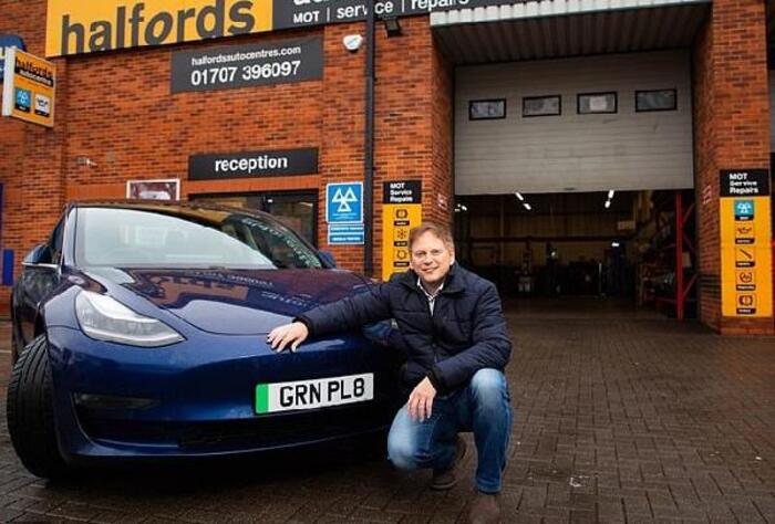 6017ee4b5cf3b00de0c856d2