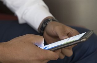 Dolandırıcılardan yeni yöntem: Telefon rehberini ele geçirip yakınlarınıza mesaj atıyorlar