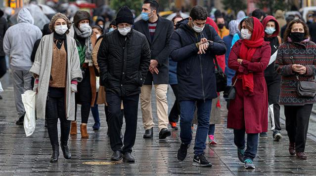 İstanbul Valisi Yerlikaya: Mücadelemizde 1 yıl bitiyor ve kademeli normalleşme sürecine geçiyoruz