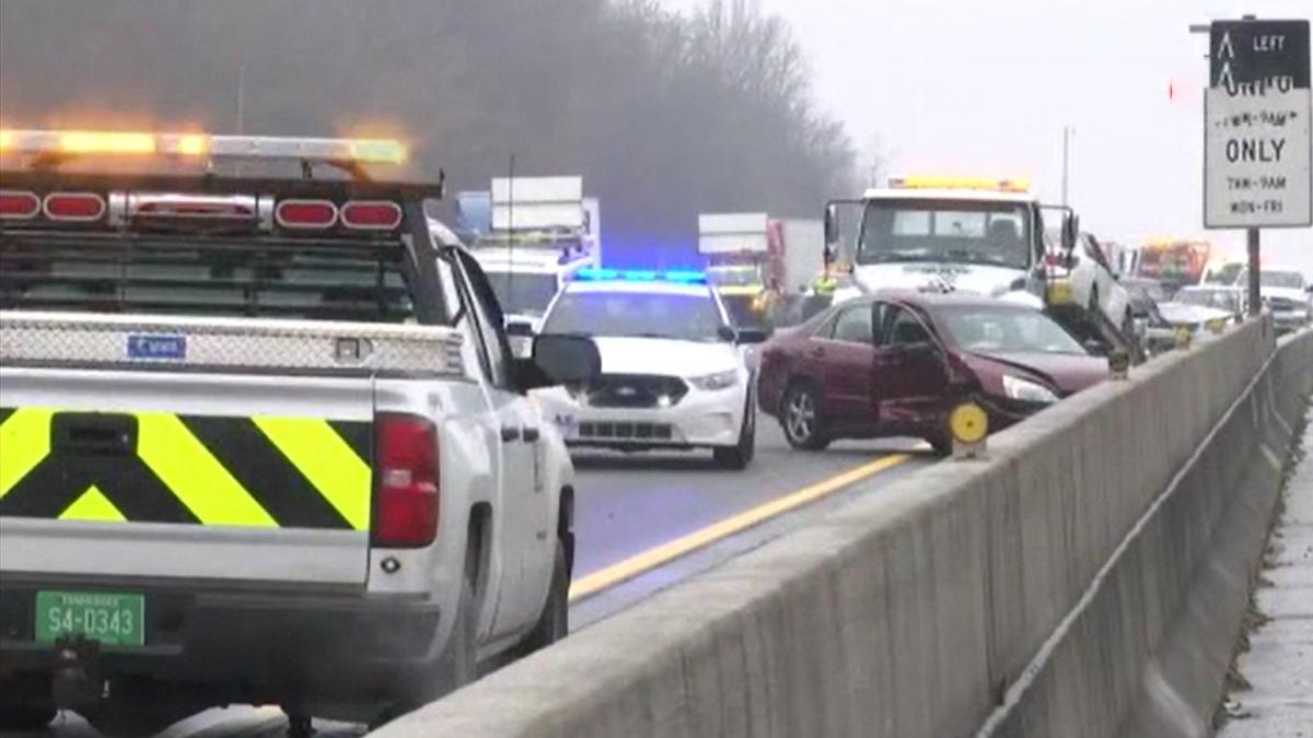 ABD'de 21 araçlı zincirleme kaza: 12 yaralı