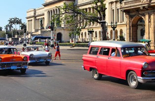 Küba'dan 14 ülkeye mektup: Borçların ertelenmesini istedi