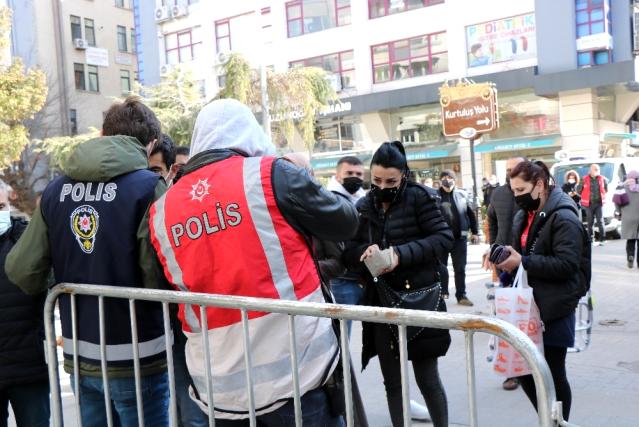 Koronavirüsün zirve yaptığı Samsun'da denetimler arttırıldı