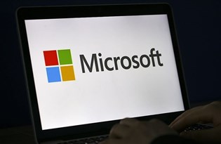 Microsoft'un net karı ve geliri arttı