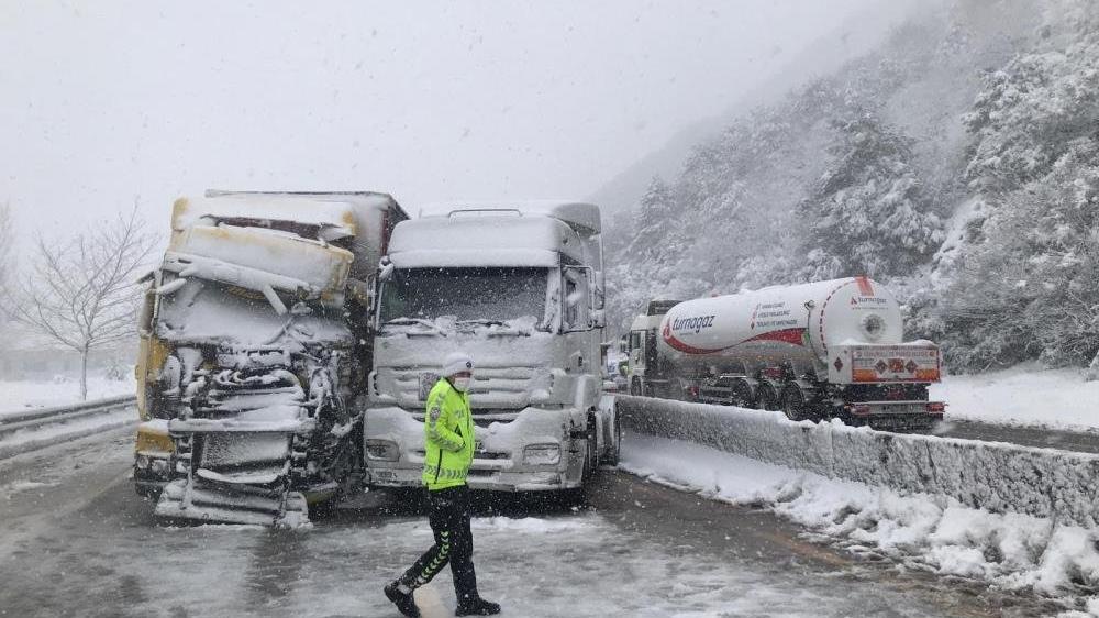 Kazanın kapattığı D-650 karayolu trafiğe açıldı