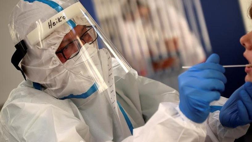 Almanya'da hızlı corona testleri ücretsiz yapılacak