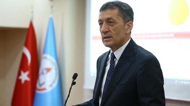 Son Dakika! Milli Eğitim Bakanı: Salgının seyri nedeniyle tüm sınıfların aynı anda yüz yüze eğitime geçmesi kısa vadede mümkün değil