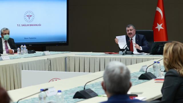 Son Dakika! Sağlık Bakanı Koca: Tam kapanma gibi bir durumu şu an düşünmüyoruz