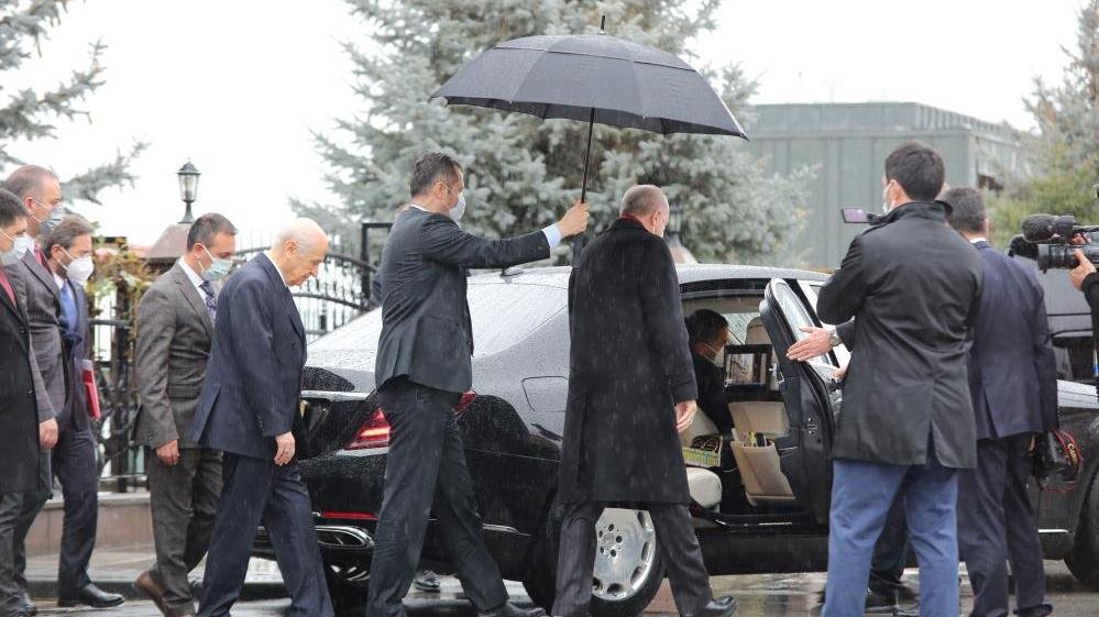 Ankara'da baş döndüren siyasi trafik!