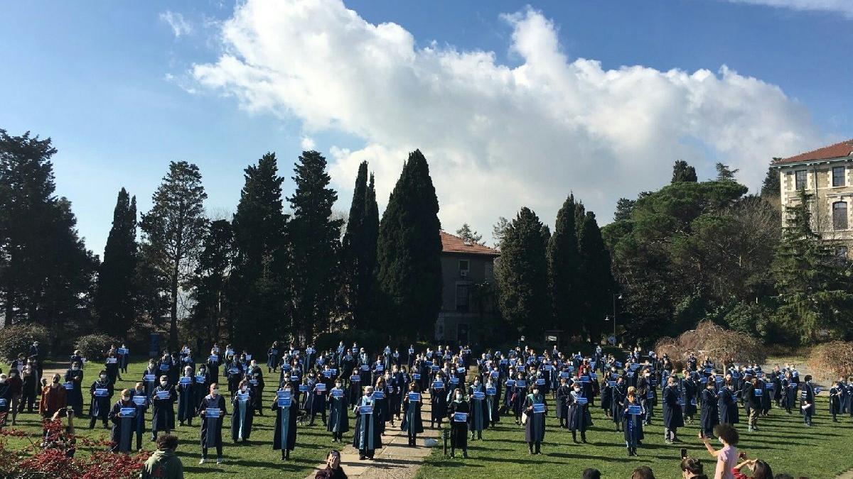 Boğaziçililer: Vazgeçmiyoruz, istifa istiyoruz