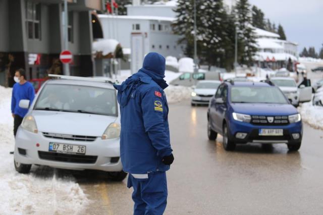 Uludağ'da geçen hafta gündeme gelen otelin 11 personelinin koronavirüs testi pozitif çıktı