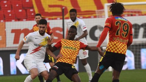 Göztepe 2 kez öne geçti Yeni Malatya puanı bırakmadı!