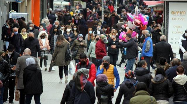  Vaka sayıları artabilir diyen Bilim Kurulu üyesinden korkutan açıklama: Ülkemize has mutasyonların olduğunu da biliyoruz