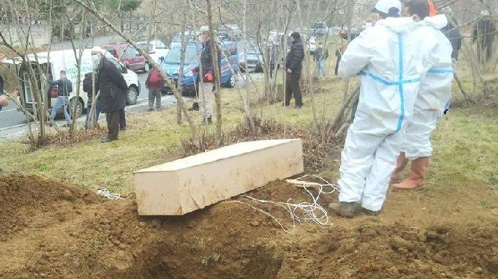 Trabzon'da ilginç olay: Cenazeler karıştı...