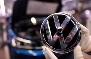 Volkswagen CEO'sundan Elon Musk'a gönderme
