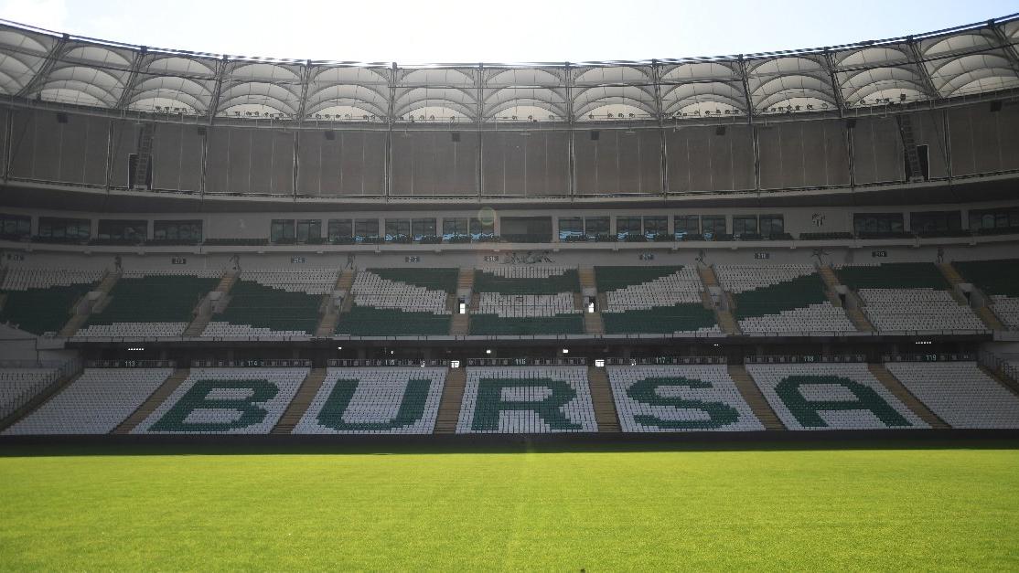 Bursaspor stadının ve tesislerinin elektrikleri kesildi