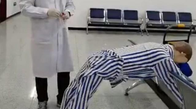 Çin'in anal sürüntüyle korona testini, ülkeye gelen yabancılara zorunlu kılacağı öne sürüldü