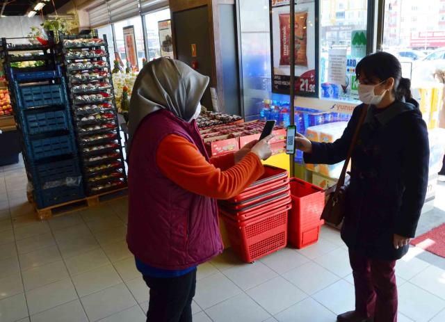 'Çok yüksek riskli' Aksaray pazar günü tam kapanmayacak
