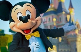 Disneyland aşı merkezi olarak kullanılacak