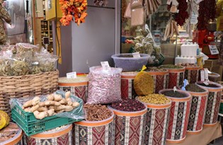 Aktarlarda geçen kışa oranla fiyatlar iki kat zamlandı