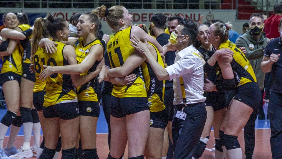 Vakıfbank, CEV Şampiyonlar Ligi'nde finale yükseldi