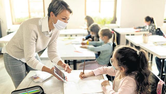 Koronavirüs vakalarının patlak verdiği 4 ilde eğitime 14 gün ara verildi