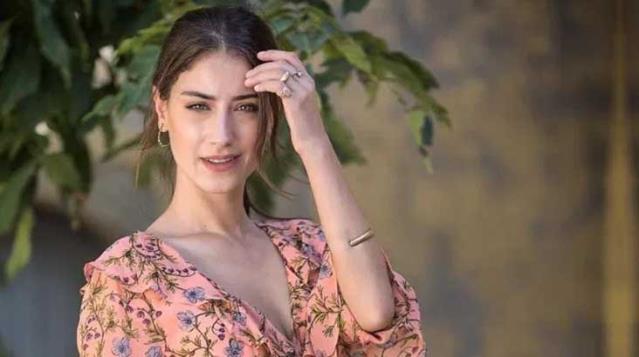 Koronavirüse yakalanan Hazal Kaya sağlık durumunu anlattı