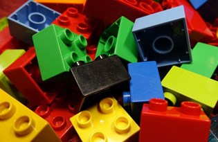 Çin'de LEGO bloklarının sahtesini yapan kişiye 6 yıl hapis cezası