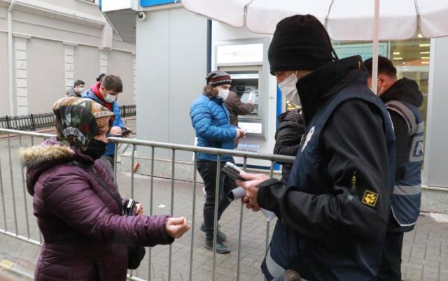 'Mutasyon virüs' kaynaklı vakaların artığı ilimizde durum vahim! Yetkililer 'Çift maske takın' uyarısında bulundu