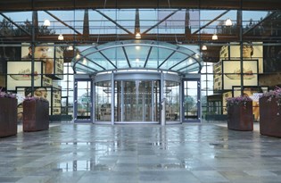 Nike Avrupa’daki genel merkezini corona virüs nedeniyle kapattı