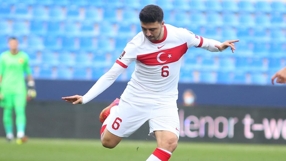 Ozan Tufan: Oynamak istediğim yer Premier Lig