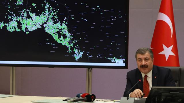 Sağlık Bakanı Koca'dan İstanbul'a uyarı: Polikliniklerimizde hasta artışı olduğu görülüyor