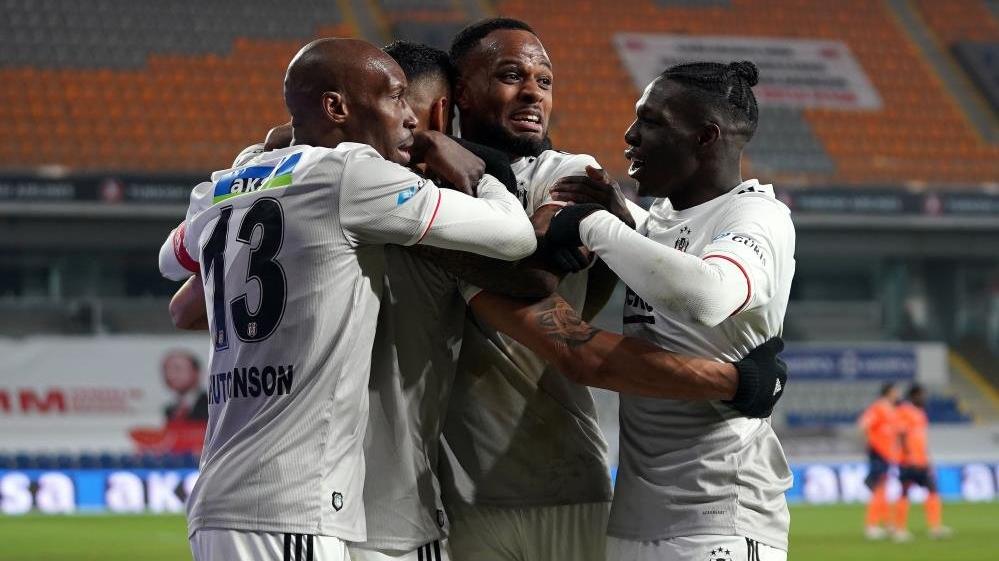 Beşiktaş, Başakşehir'i 7 yıl sonra deplasmanda yendi