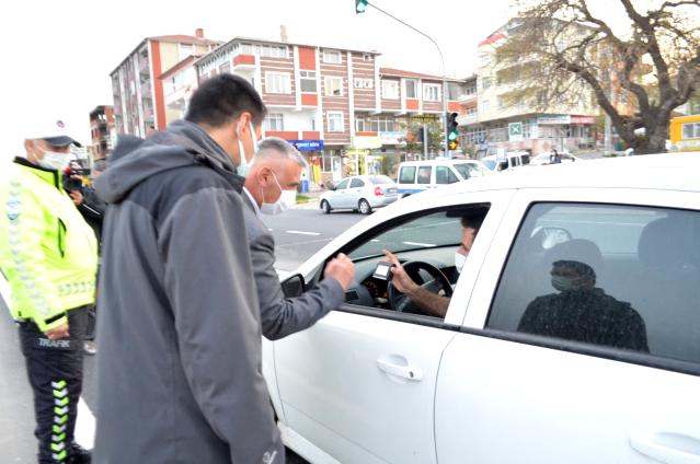 17 günlük tam kapanma başladı, polis İstanbul'dan Trakya'ya gelen tüm yolları kesti
