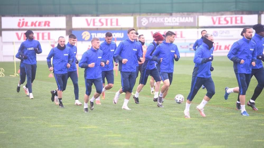 Trabzonspor 5 eksikle çalıştı