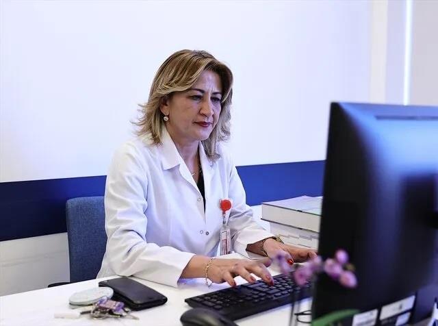 Bilim Kurulu Üyesi Turan'dan tam kapanma açıklaması: Tam kapanma önemli bir seçenek, çünkü hastaları kaybediyoruz