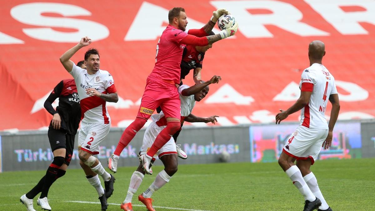 Karagümrük kaçtı Antalyaspor yakaladı... Uzatmada gelen gol puanı kurtardı
