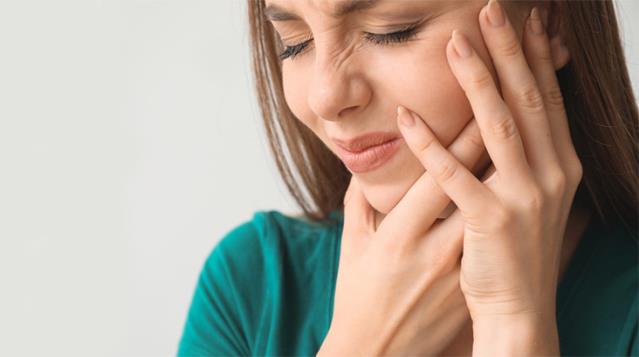 Diş eti iltihabı olan kişilerin koronadan ölme ihtimalleri 9 kat daha fazla