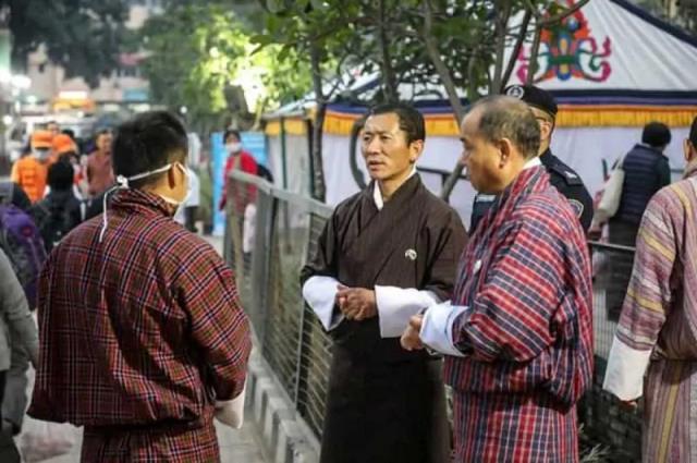 Dünya bu ülkeyi konuşuyor! Neredeyse 16 günde sürü bağışıklığını yakaladılar