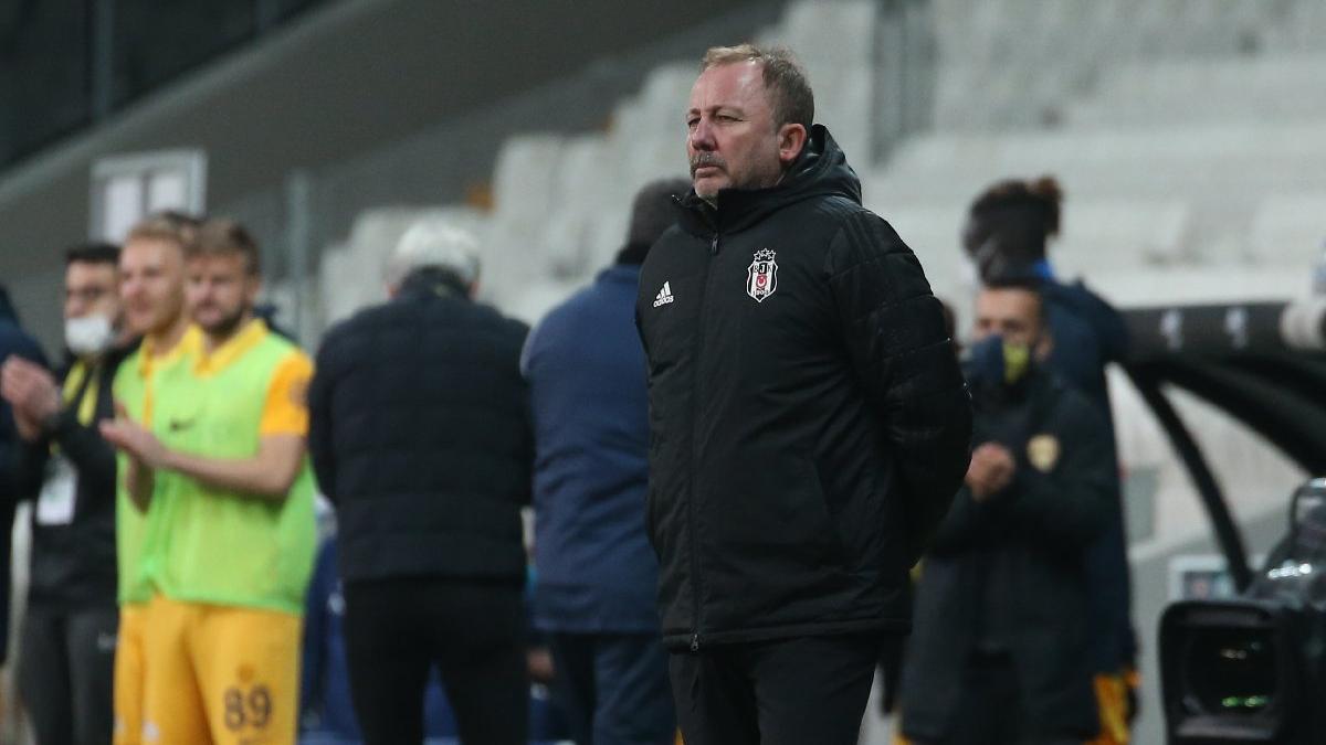 Sergen Yalçın bazı Beşiktaş futbolcularını eleştirdi