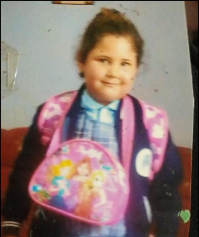 Genç kız verdiği kilolarla bambaşka biri oldu! Artık rahatlıkla arkadaşlarıyla görüşebiliyor